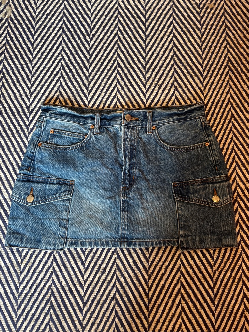 Denim Forum 90s Mid-Rise Blue Cargo Mini Skirt